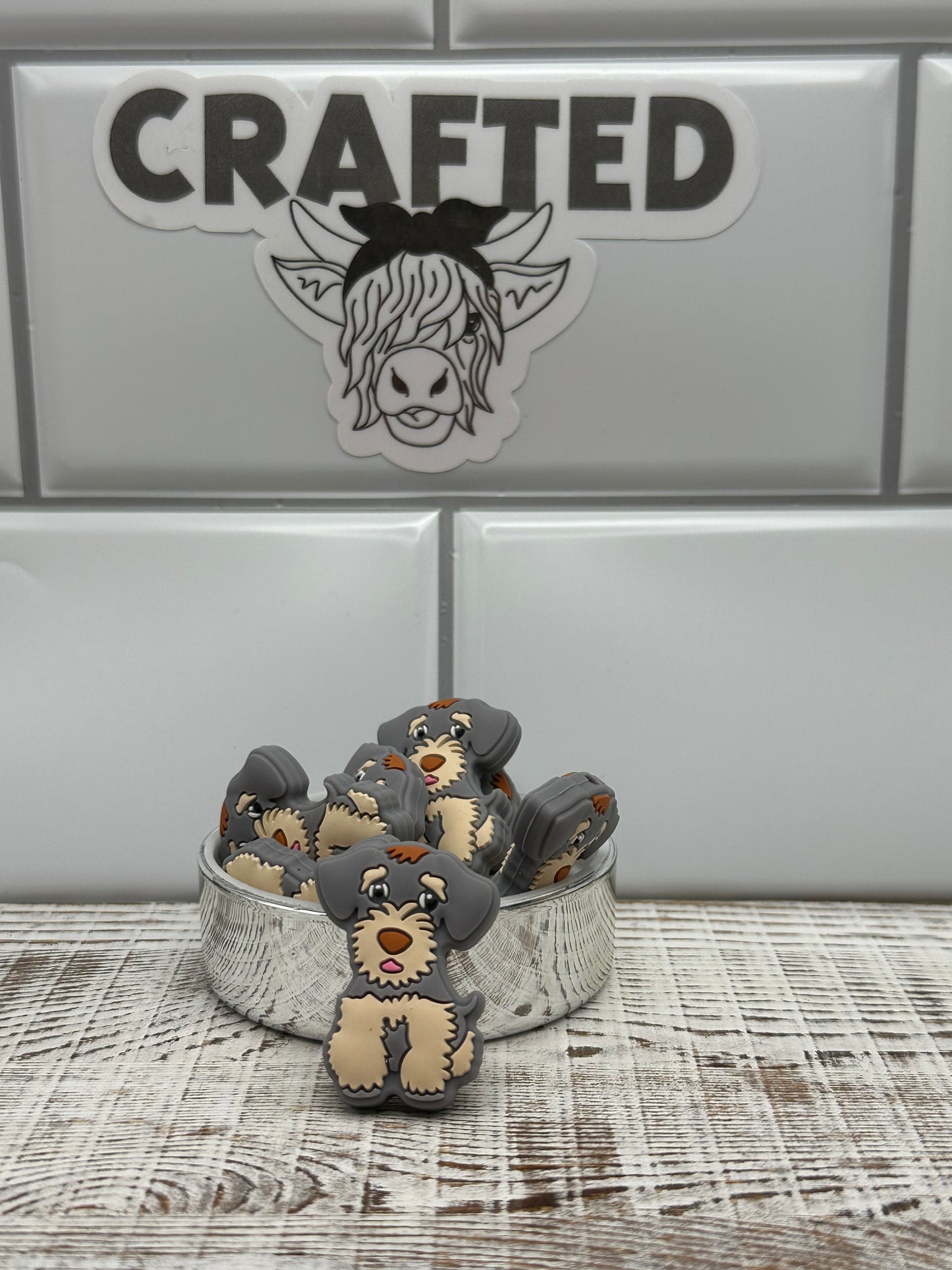 Gray schnauzer focal bead