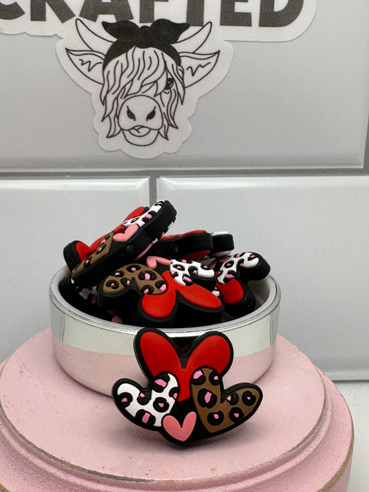 Heart trio focal bead
