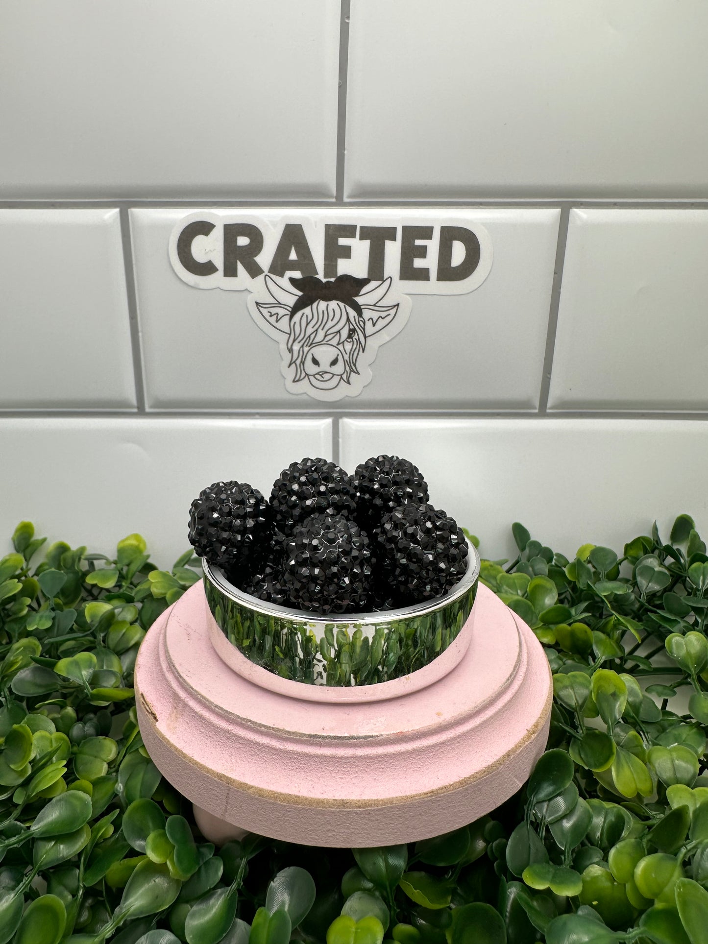 Black 20 mm bubble gum bead