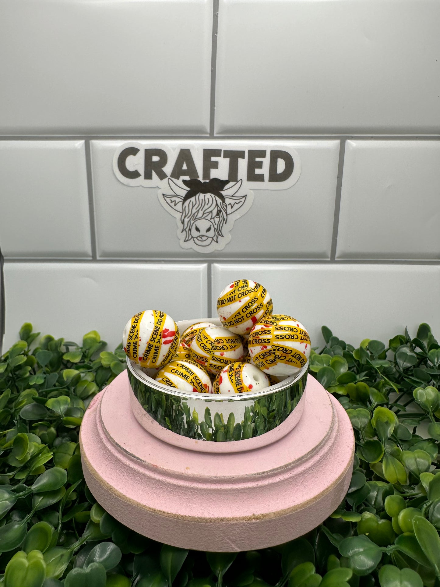 Caution tape 20 mm bubble gum bead