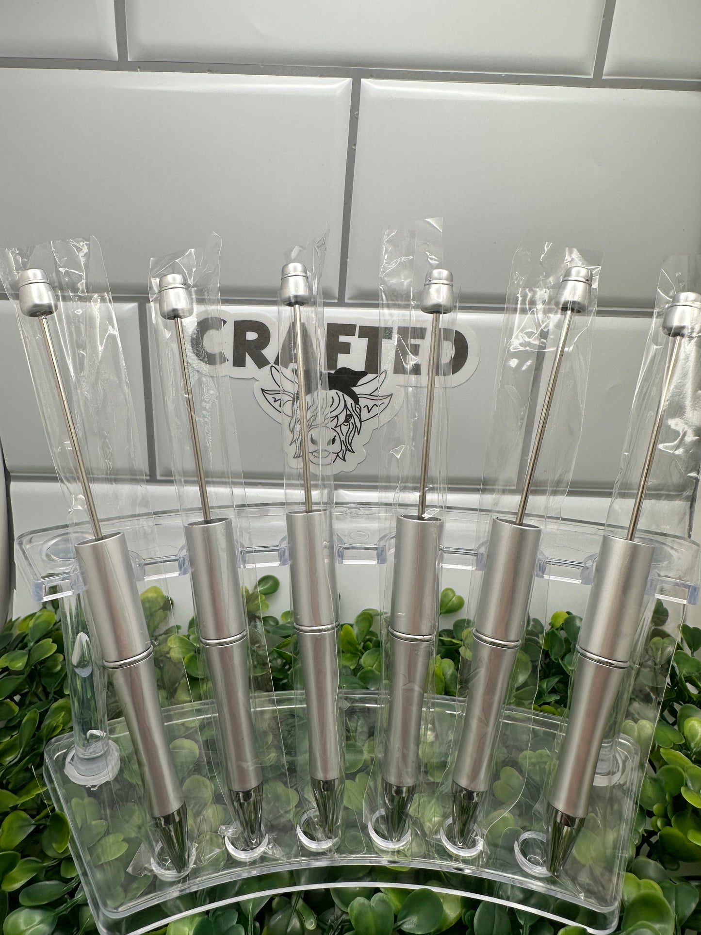 Silver plastic beadable pen