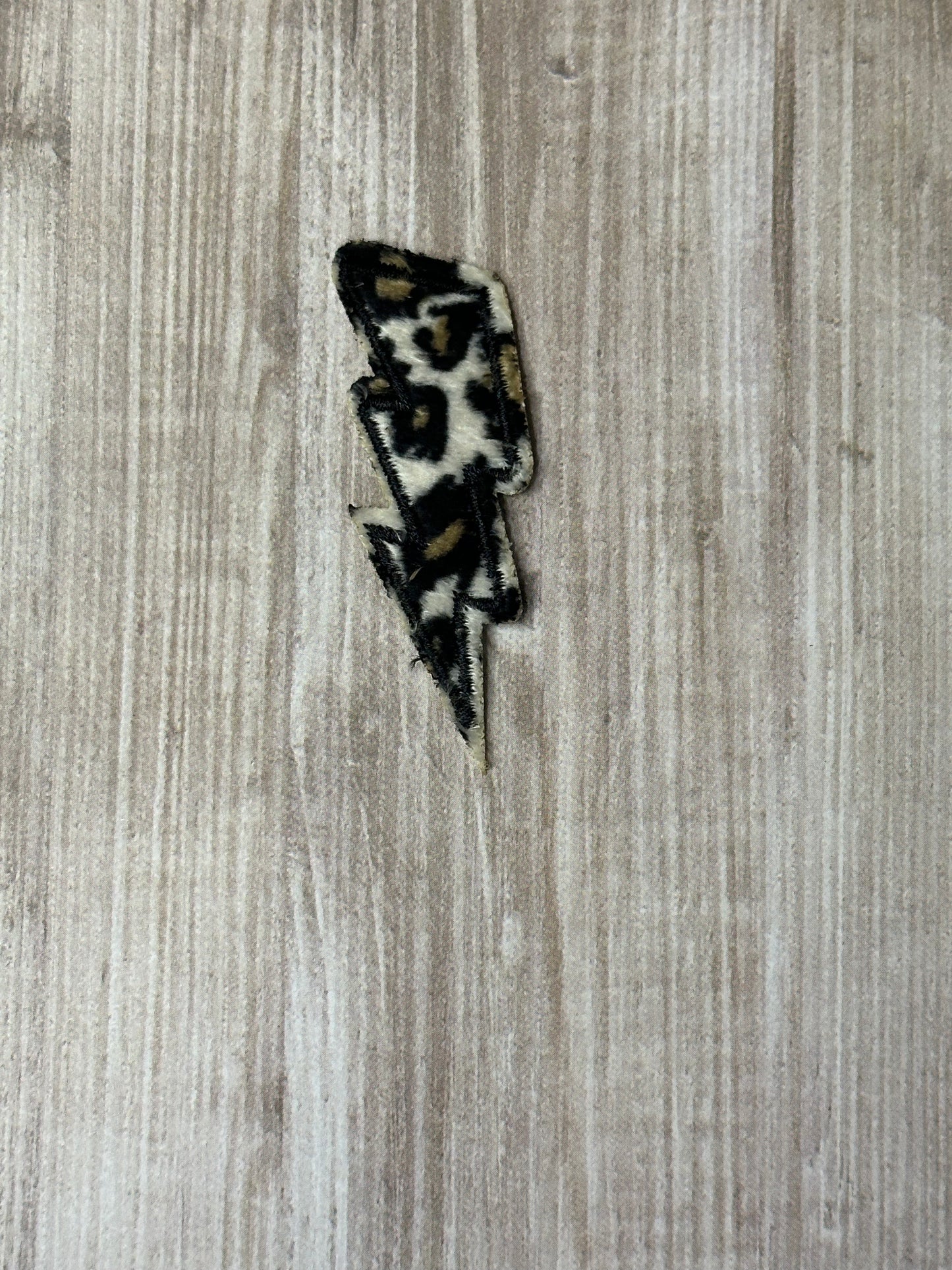 Small cheetah bolt iron on trucker hat patch￼