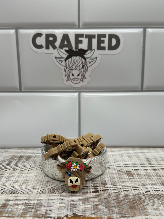 Highland with flowers focal bead