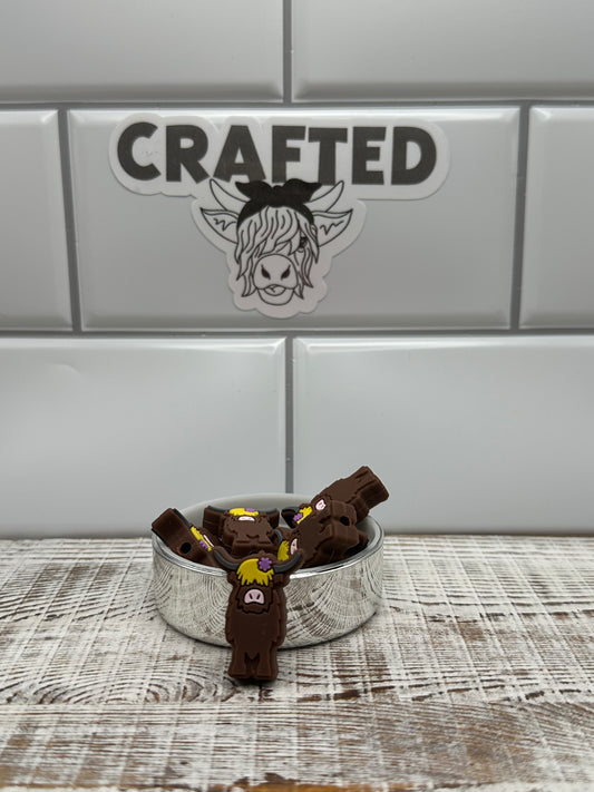 Small brown highland cow focal bead