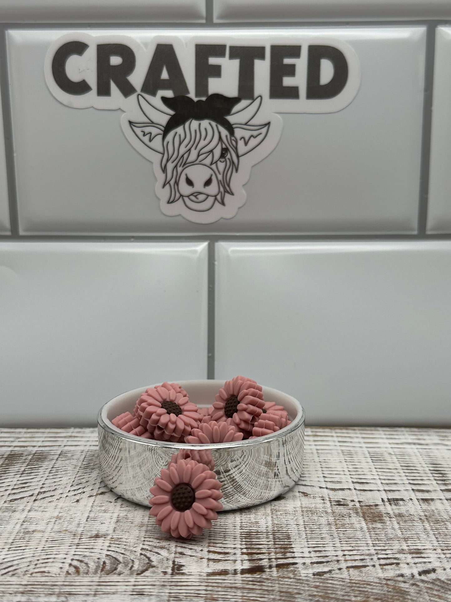 Small mauve focal bead