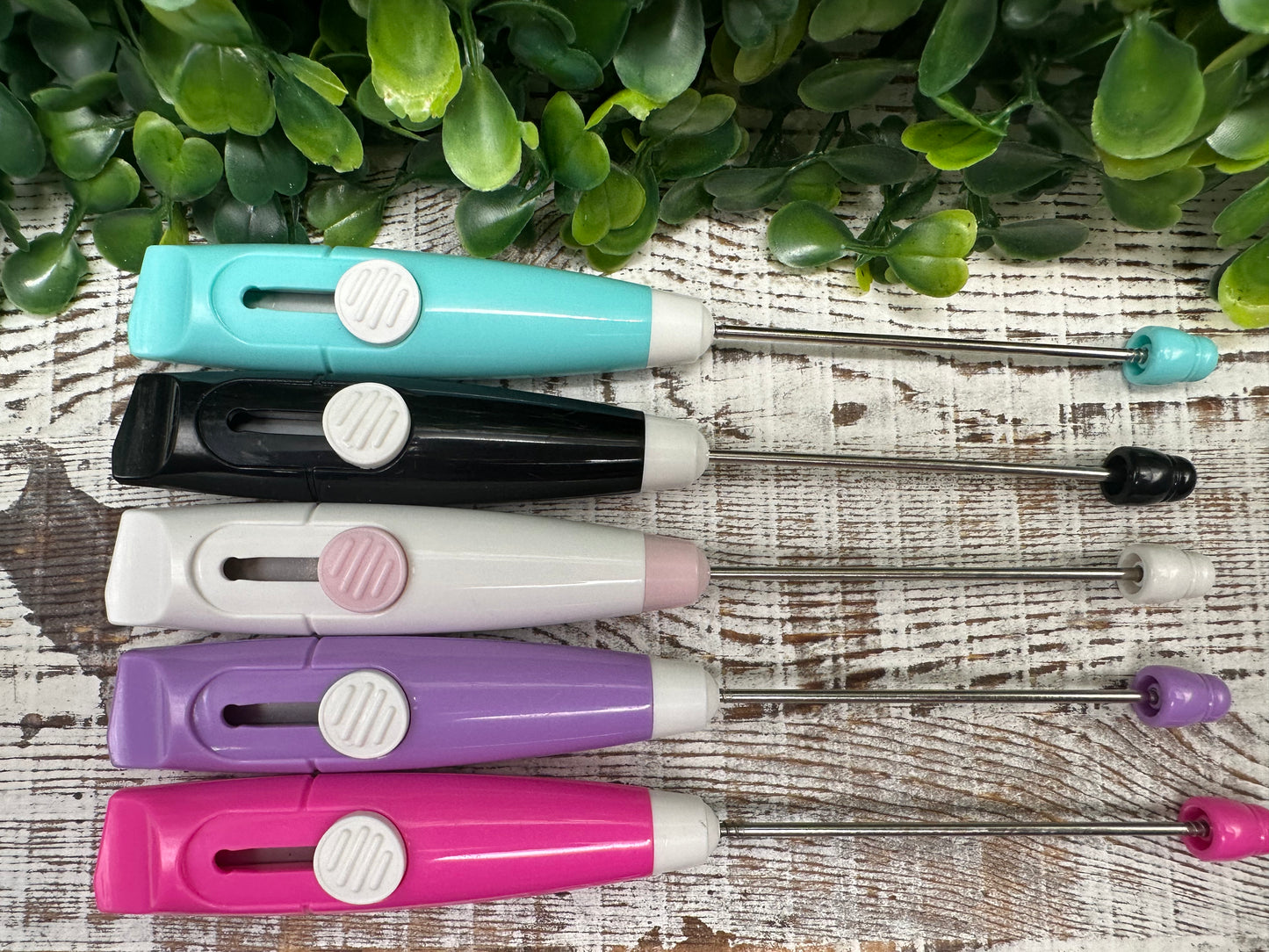 Beadable box opener with sharp blade